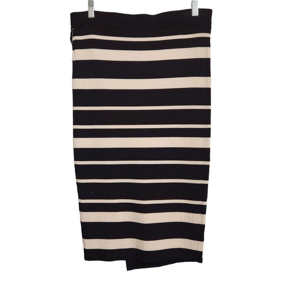 NWT Gabrielle Union Striped Black & White Faux Wrap Skirt from Fashion To Figure - Picture 2 of 5